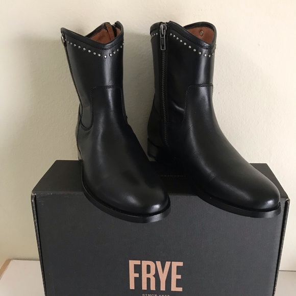 Frye Melissa Stud Short Boots - Picture 9 of 14
